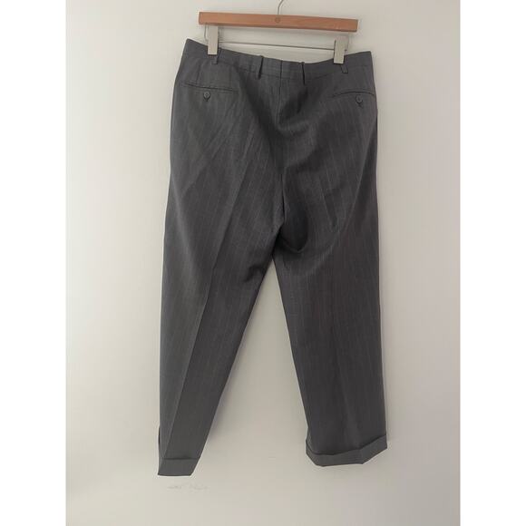 Brioni Pinstripe 2 Piece Wool Suit Charcoal Gray Made in Italy Size 44 38 US - Picture 7 of 12